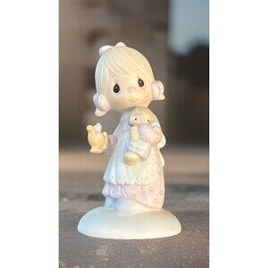 2-Precious Moments Jesus Is The Light 1977 Jonathan & David Enesco Figurine